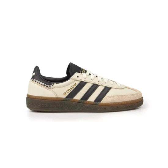 Handball Spezial 'Wonder White Black