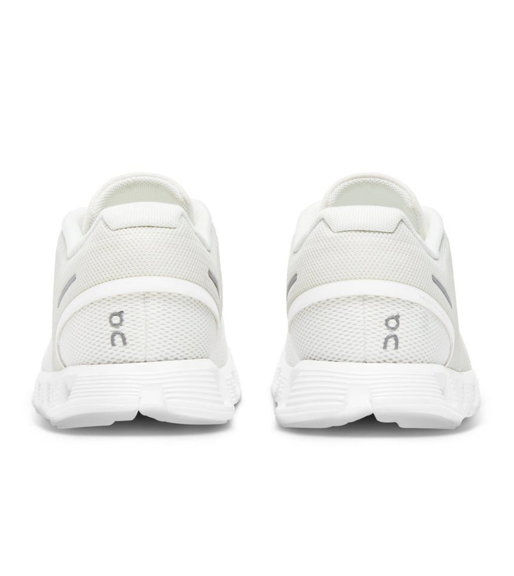 On Running Cloud 6 All White