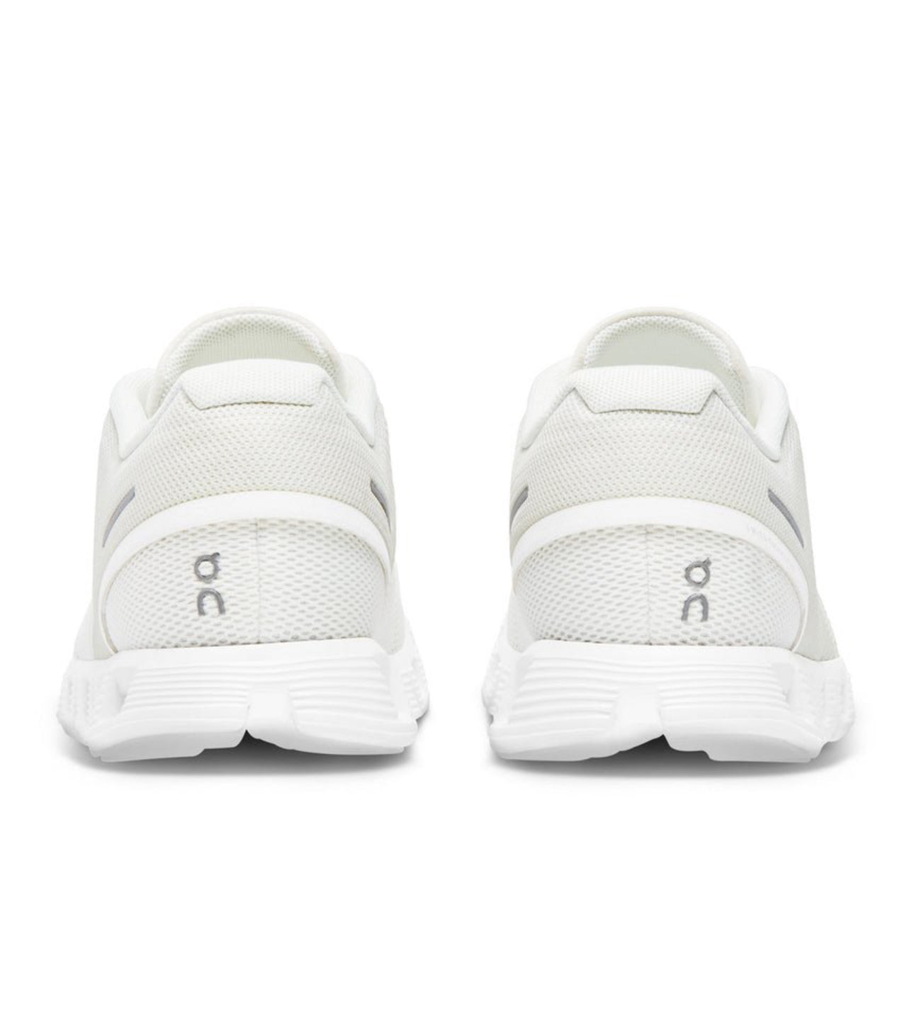 On Running Cloud 6 All White