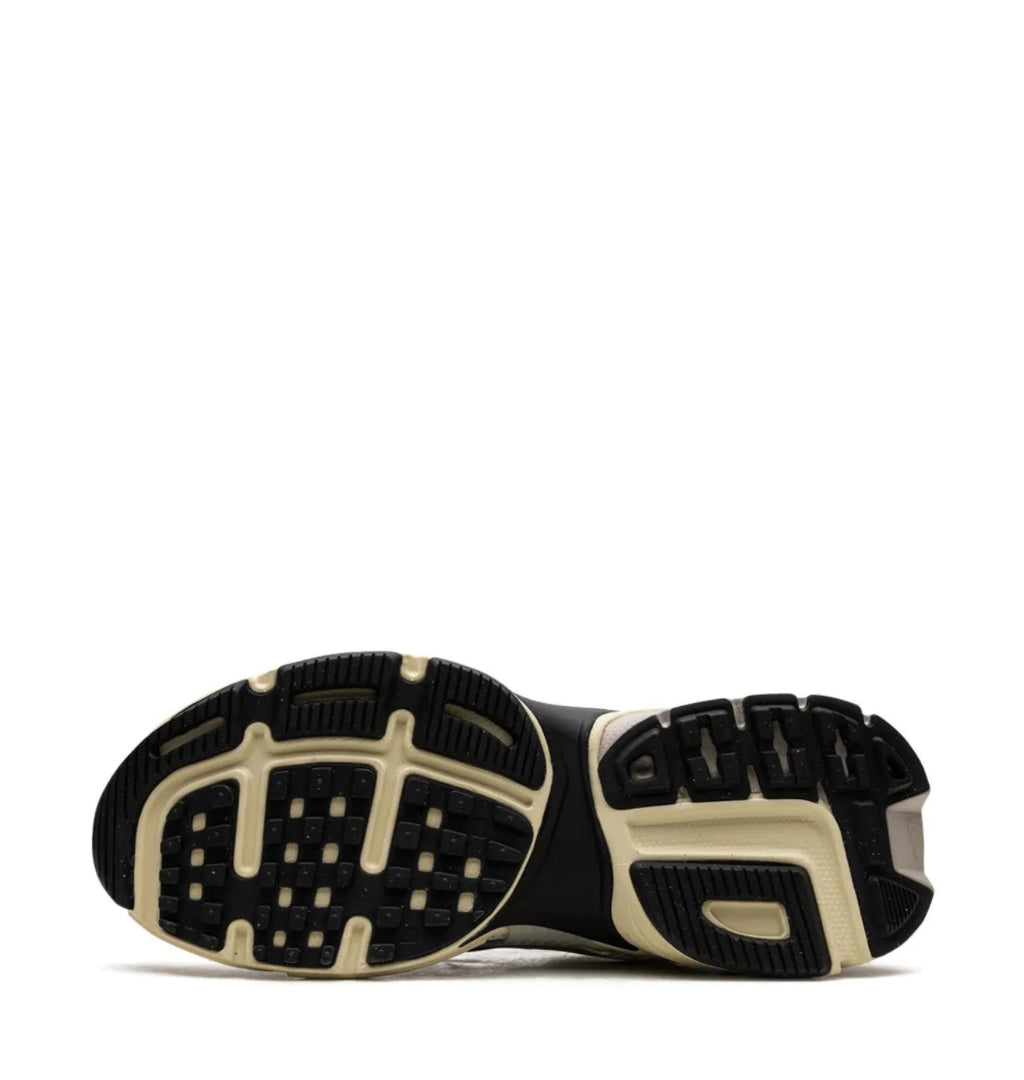 Nike V2K Run "Metallic Silver"