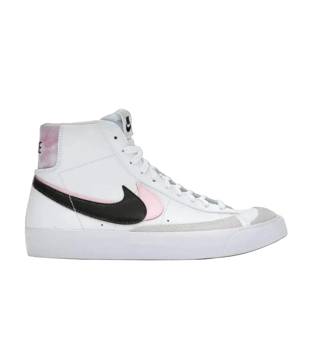 Nike Blazer Mid ‘77 Arctic Punch