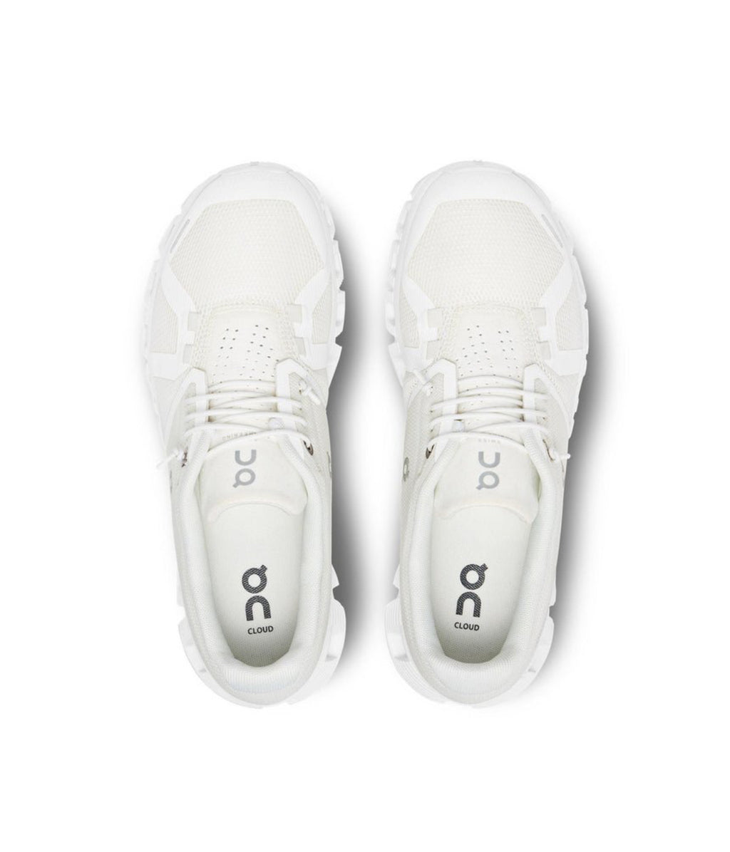 On Running Cloud 6 All White